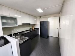 Blk 241 Jurong East Street 24 (Jurong East), HDB 3 Rooms #600935211